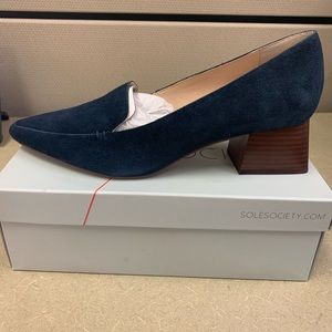 NWT navy blue suede shoes
